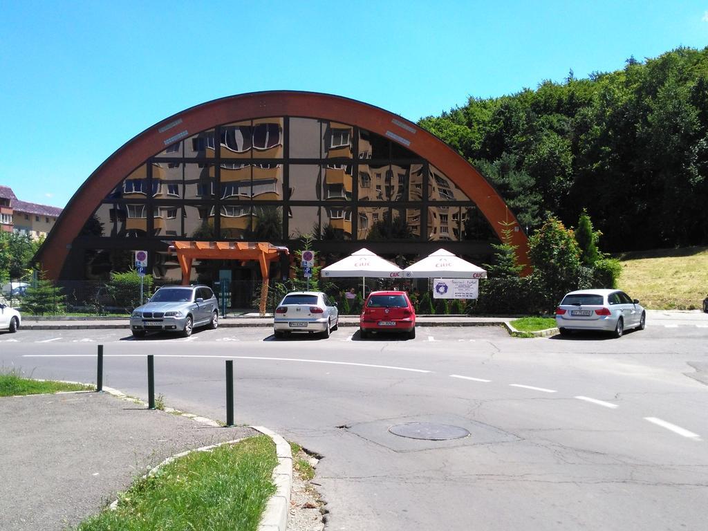 Apartament Nora Braşov Exterior foto